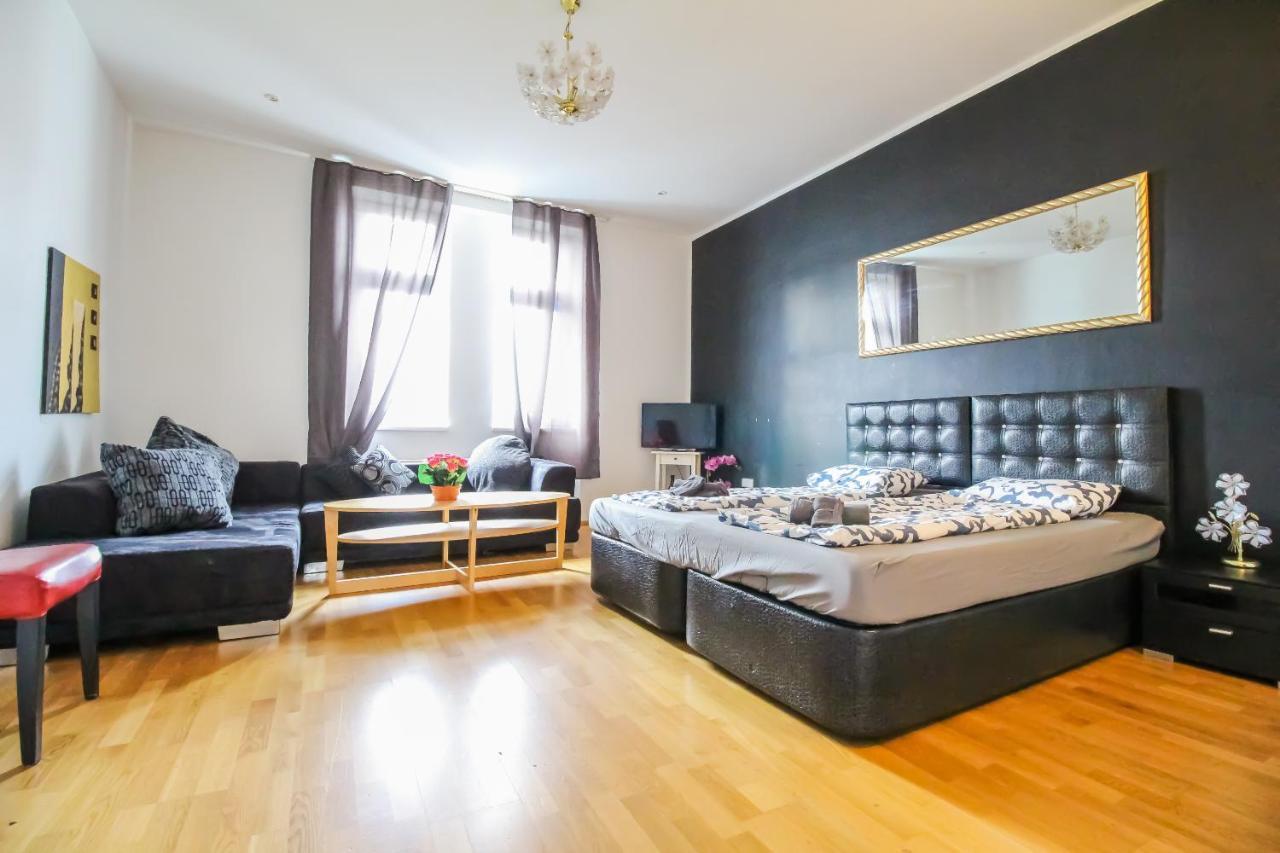 Deluxe Apartment 5P Mm A Vienna Exterior photo