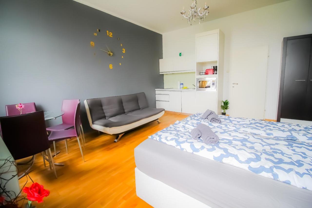 Deluxe Apartment 5P Mm A Vienna Exterior photo