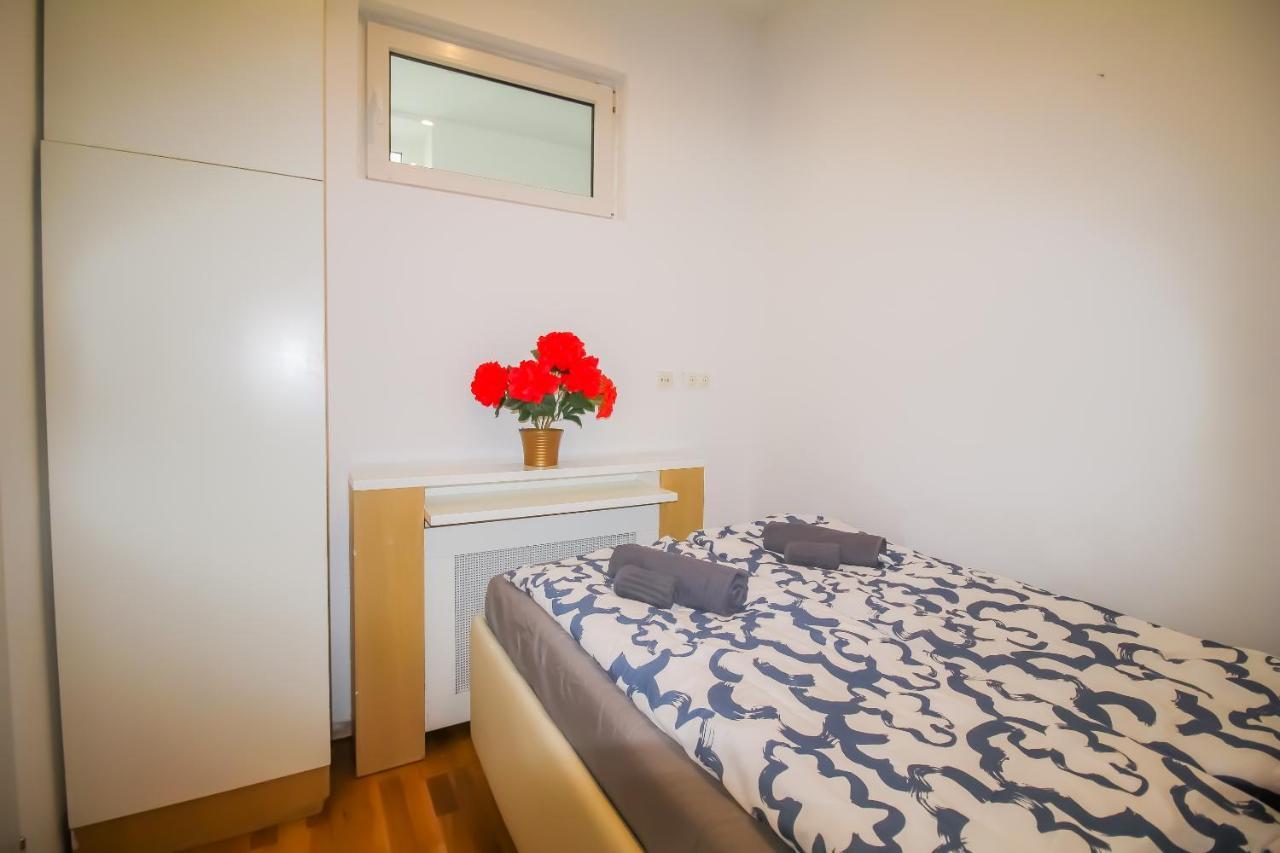 Deluxe Apartment 5P Mm A Vienna Exterior photo